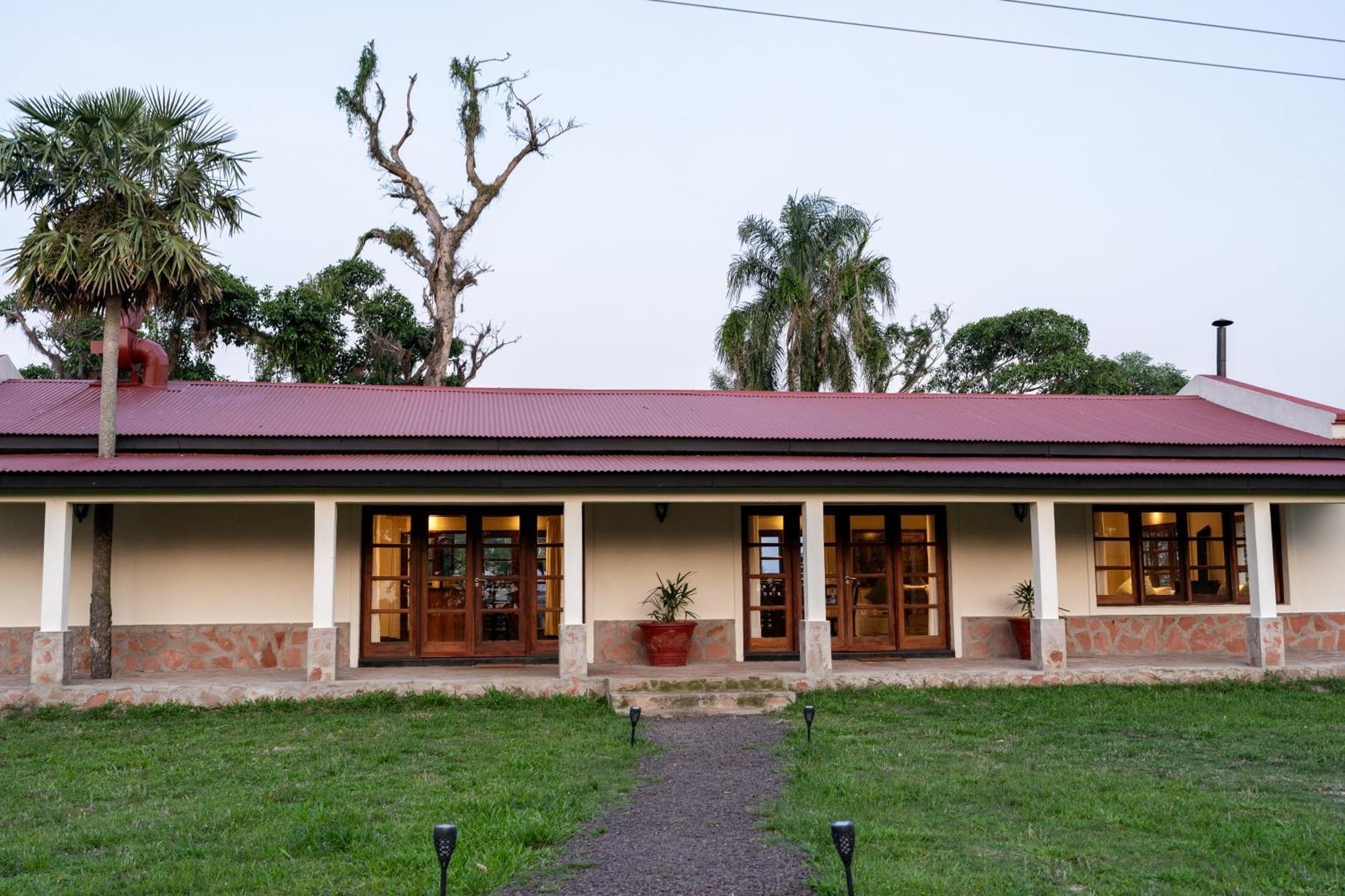 Estancia Ibera Colonia Carlos Pellegrini  Eksteriør bilde
