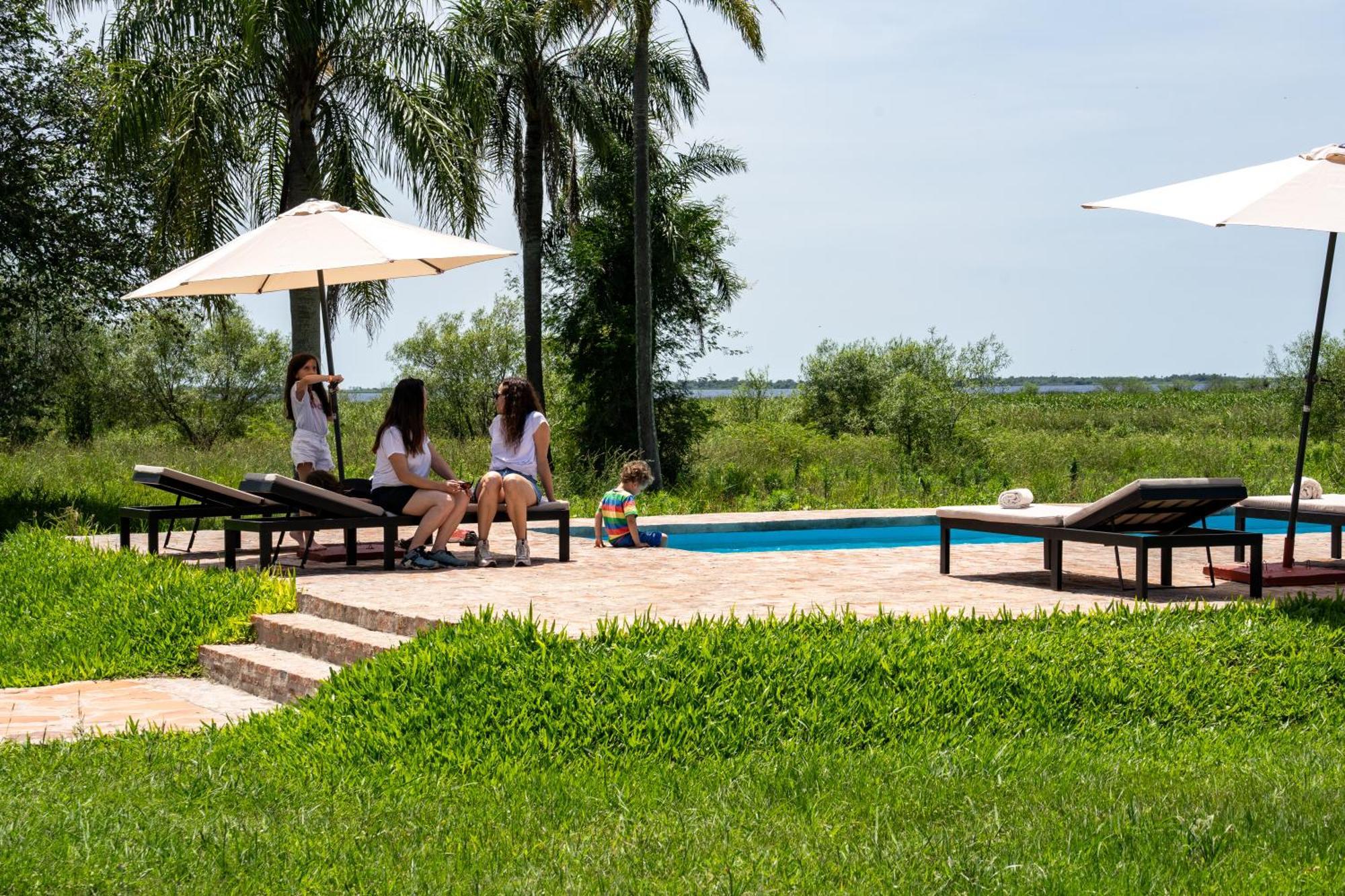 Estancia Ibera Colonia Carlos Pellegrini  Eksteriør bilde